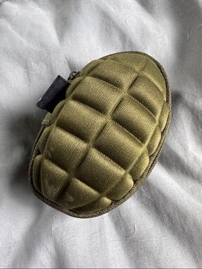 Condor/Streamlight - Grenade Case & Flashlight